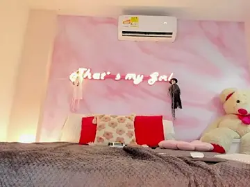 Stripchat Sex Cam of EVANGELIINE_21