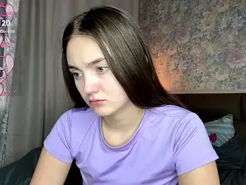 Stripchat Adult Video Chat of LoraDavi