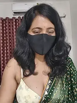 Stripchat Adult Video Chat of Cute-Maanvi