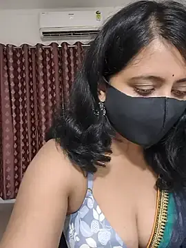 Stripchat Adult Webcam of Cute-Maanvi