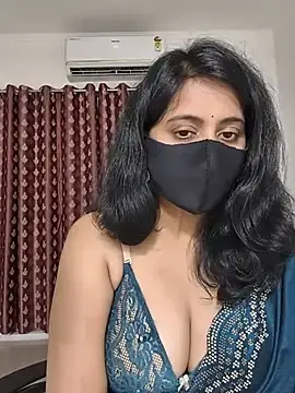 Stripchat Adult Webcams of Cute-Maanvi