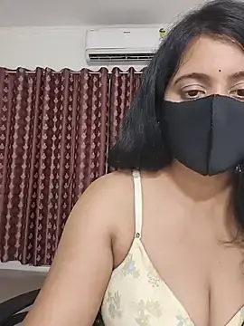 Stripchat Adult Webcam of Cute-Maanvi