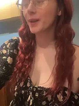 Stripchat Live Sex Cam of raen001