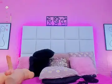 Stripchat Best live sex cam show of charlotte_kisss
