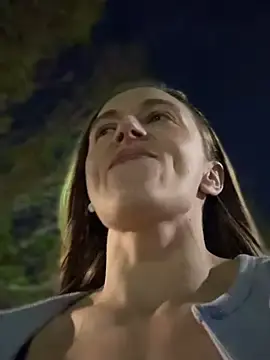 Stripchat Watch Live Sex Cams of lunagirl13