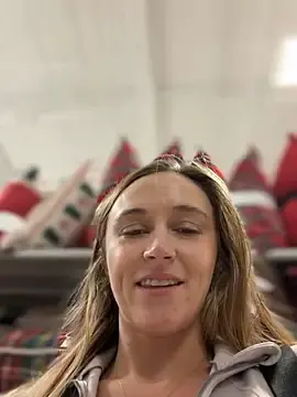 Stripchat Watch Live Sex Cams of lunagirl13