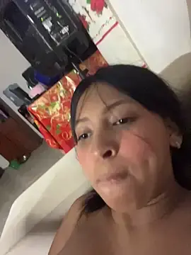 Stripchat Adult Webcam of Milanyvero_