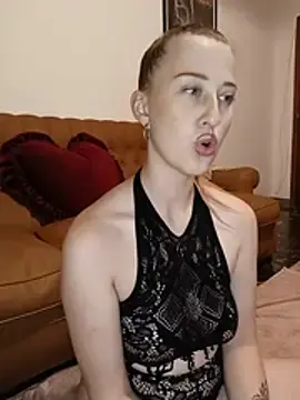Stripchat Live Sex of Susiee_Redd