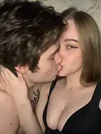 Stripchat Live Sex Cam of _Loveee_57