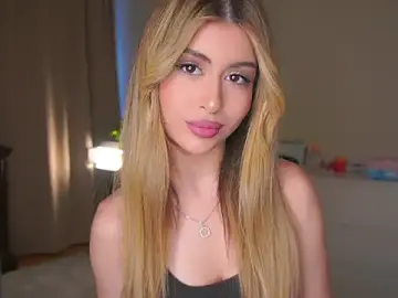 Stripchat Adult Video Chat of GeorginaHarn