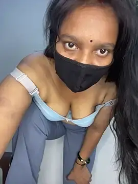 Stripchat Live Porn of Monika_6999