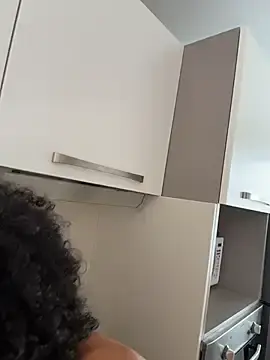 Stripchat Free Live Porn of OSHUN_