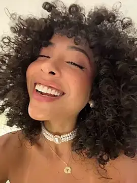 Stripchat Nude Webcam of OSHUN_
