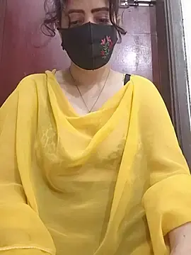 Stripchat Adult Webcam of Saanvi-Sen