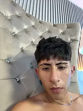 Stripchat Best live sex cam show of AndyJustgame_