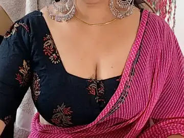 Stripchat Live Porn of Cute_Shanaya_143
