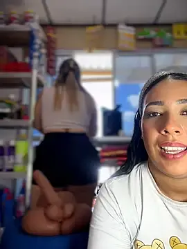 Stripchat Adult Webcam of sammyqueenx21
