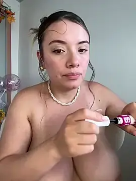 Stripchat Adult Video Chat of valery_mora