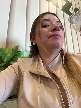 Stripchat Live Sex of valery_mora