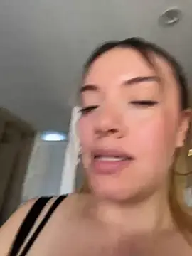 Stripchat Adult Webcam of valery_mora