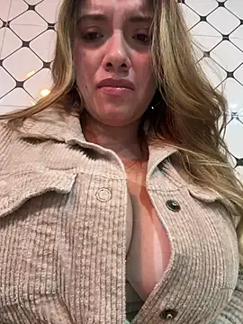 Stripchat Watch Live Sex Cams of valery_mora