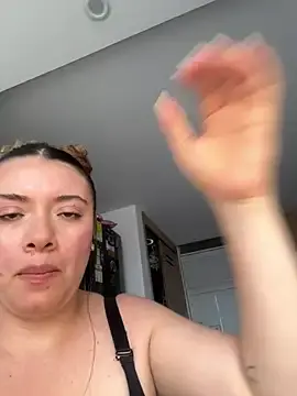 Stripchat Free Live Porn of valery_mora