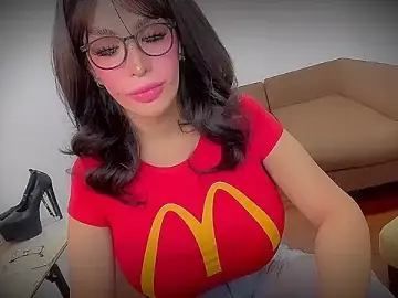 Stripchat Live Porn of GiftedGirl4u