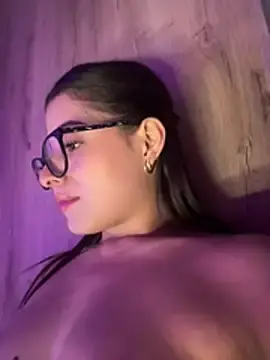 Stripchat Free Live Porn of Arilw