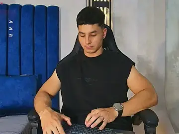 Stripchat Adult Webcams of Noah_Clarkk