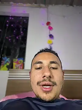 Stripchat Live Porn of Simone_Miller