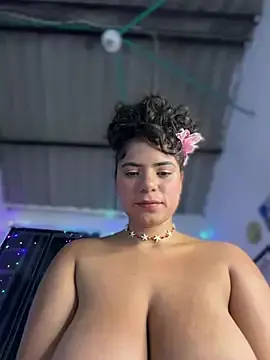 Stripchat Nude Webcam of Simone_Miller