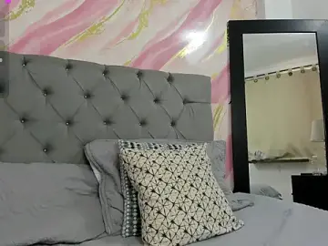 Stripchat Watch Live Sex Cams of ZoeBluhs