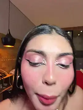 Stripchat Watch Live Sex Cams of zui_lu