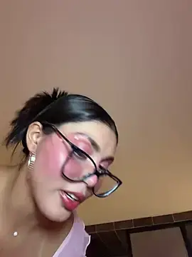 Stripchat Sex Cam of zui_lu