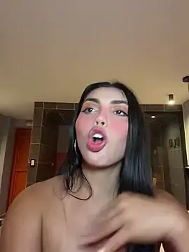 Stripchat Free Live Porn of zui_lu