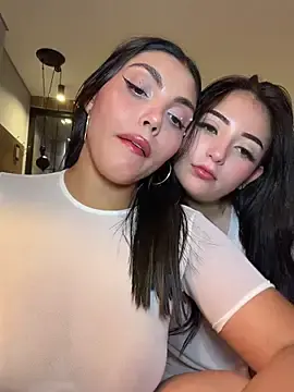 Stripchat Live Sex Cam of zui_lu
