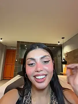 Stripchat Live Sex Cam of zui_lu