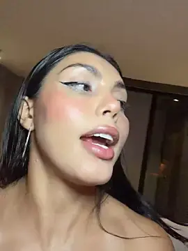 Stripchat Watch Live Sex Cams of zui_lu