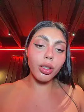 Stripchat Watch Live Sex Cams of zui_lu