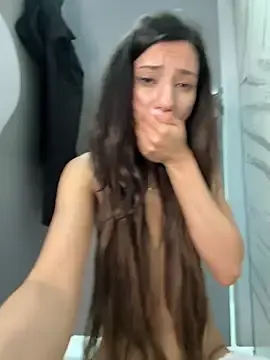 Stripchat Watch Live Sex Cams of -_MiaQueen_-