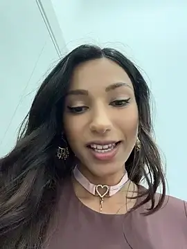 Stripchat Private Sex Chat of -_MiaQueen_-