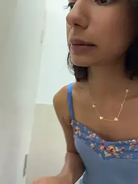 Stripchat Best Webcam of -_MiaQueen_-