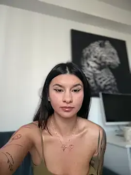 Stripchat Best live sex cam show of DramaQueen__