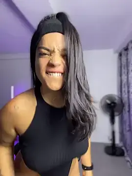 Stripchat Live Sex Cam of JuanitaMore01