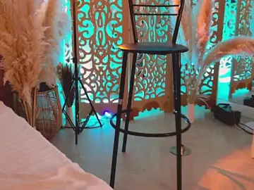 Stripchat Adult Video Chat of Smiley_Mia