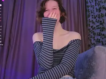 Stripchat Sex Cam of c0ralynx