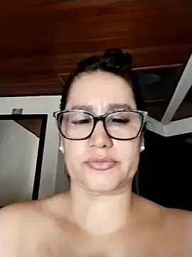 Stripchat Adult Webcam of keilymadam