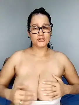 Stripchat Live Sex of keilymadam