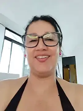 Stripchat Free Porn Cam of keilymadam