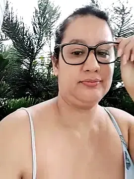Stripchat Live Sex Cam of keilymadam